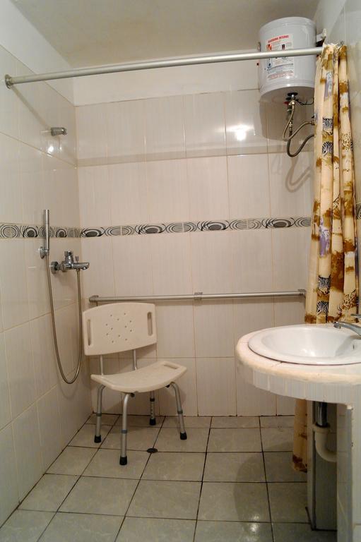 Hostal Iquique Lima Exterior foto
