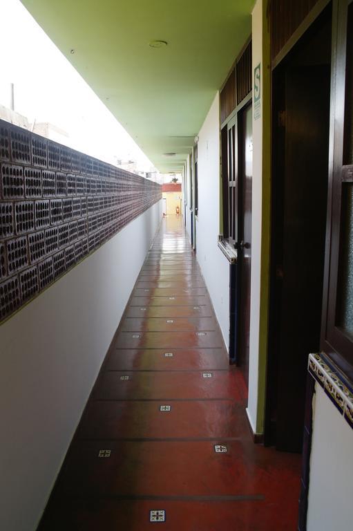 Hostal Iquique Lima Exterior foto